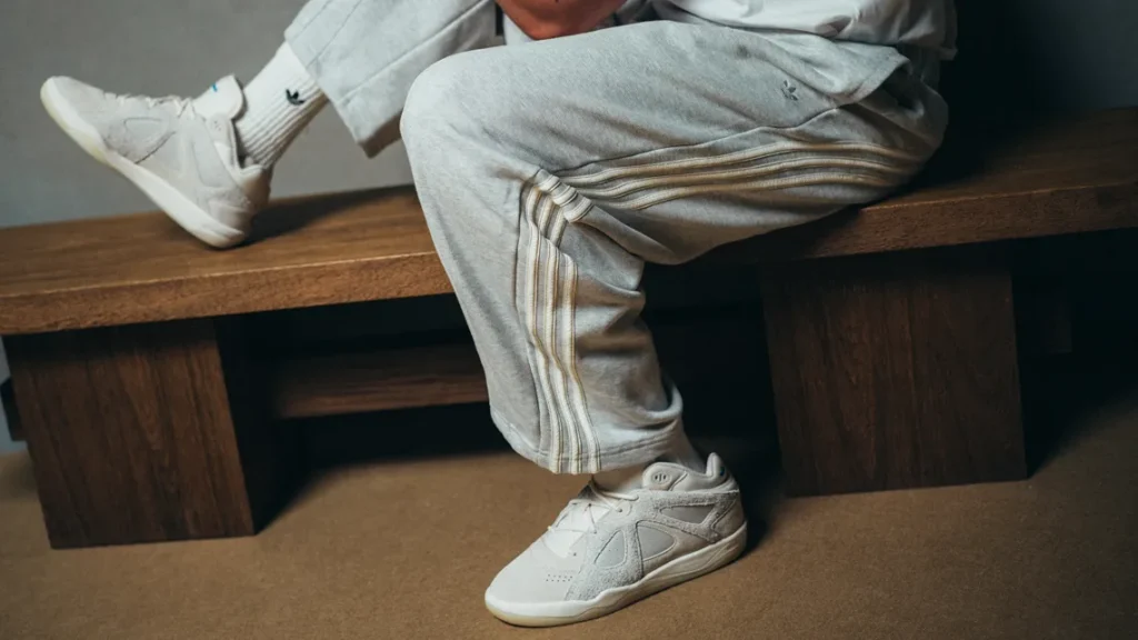 Bad Bunny lança seu primeiro tênis assinatura com a Adidas