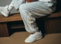 Bad Bunny lança seu primeiro tênis assinatura com a Adidas