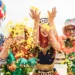 Carnaval 2026 deve bater recorde de turistas internacionais e faturar R$ 14,5 bilhões