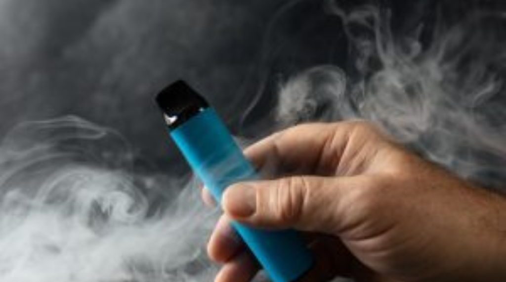 Anvisa e MPF assinam acordo para combater cigarros eletrônicos