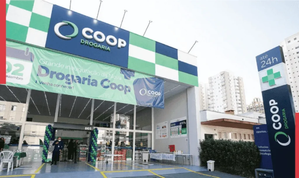 Coop implanta escala 5x2 em todas as suas drogarias