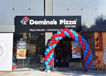 Domino's planeja abrir 20 lojas em cidades menores e acelerar expansão no Brasil em 2026