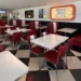 Johnny Rockets inaugura primeira loja da rede com horário estendido no País