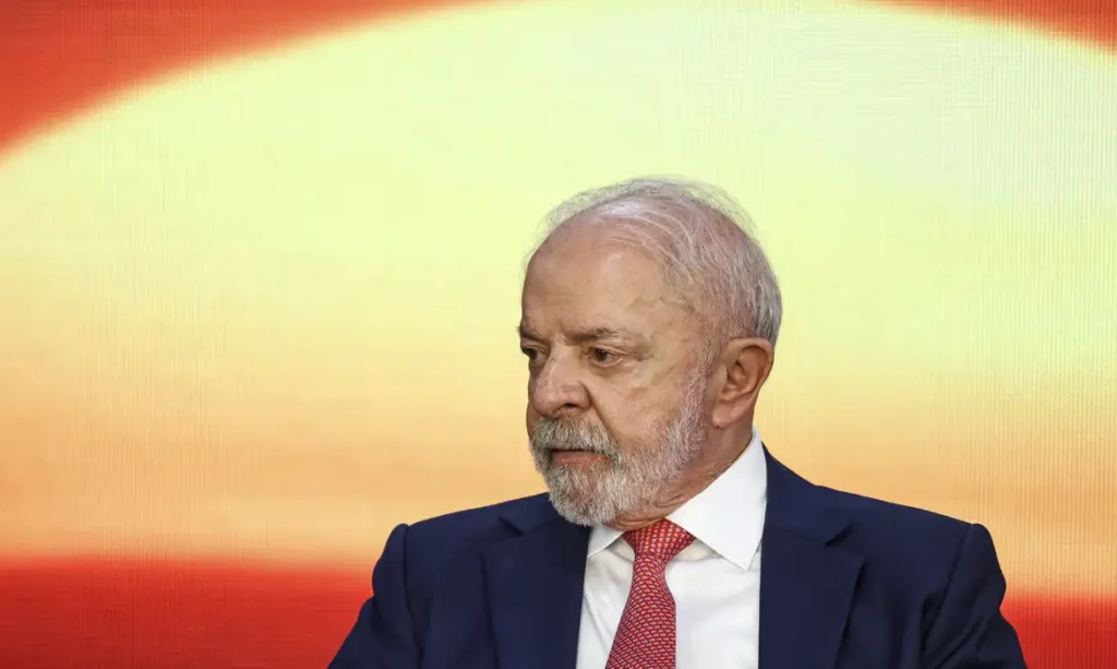 Lula consultará líderes sobre projeto do fim da escala 6x1
