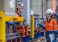 Faturamento da indústria cresce 4,9% em fevereiro, mostra CNI