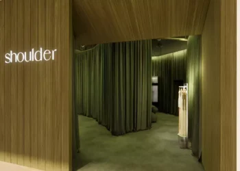 Shoulder