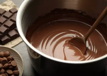 Páscoa: Nestlé Professional amplia produção de cascas de ovos com foco em confeitarias