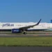 EUA suspendem temporariamente voos da companhia aérea JetBlue