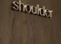 Shoulder renova loja no Iguatemi São Paulo e traduz nova fase da marca