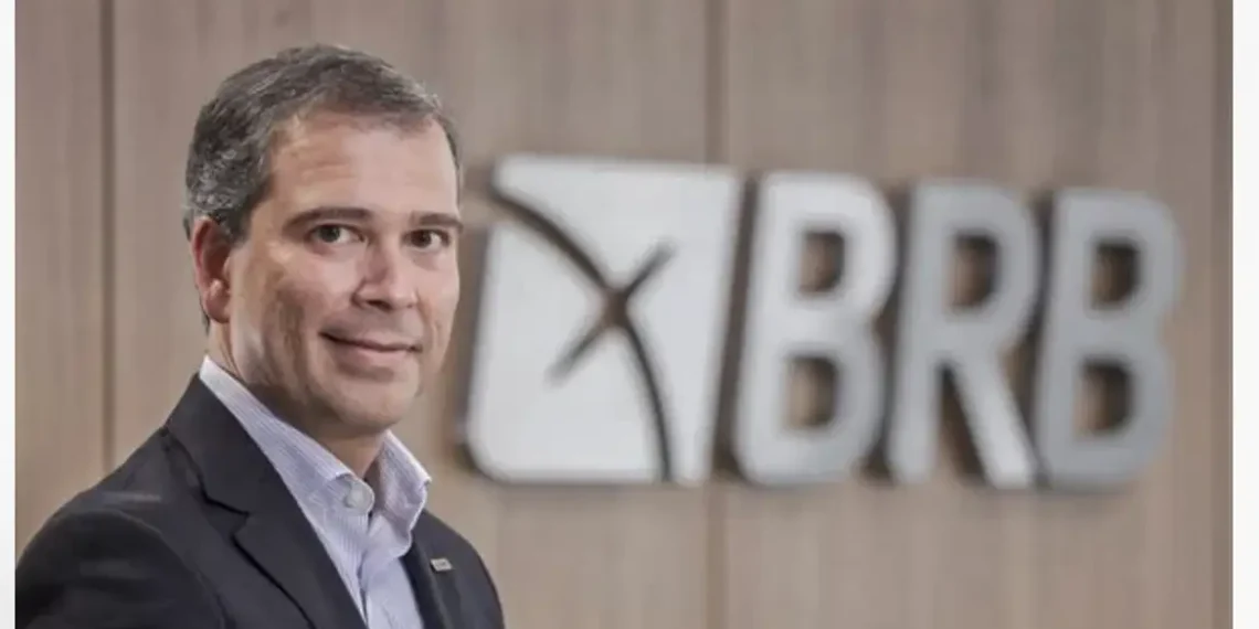 PF prende ex-presidente do BRB citado no caso do Banco Master