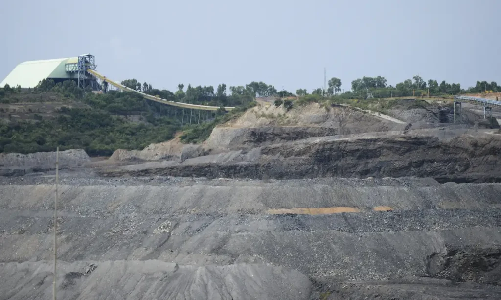 Empresa dos EUA compra mineradora brasileira de terras raras