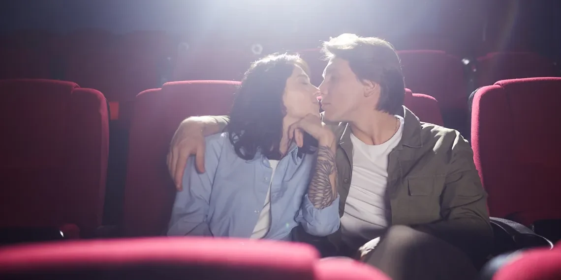 No Dia do Beijo, cinema no Rio dá benefício para quem beijar na bilheteria