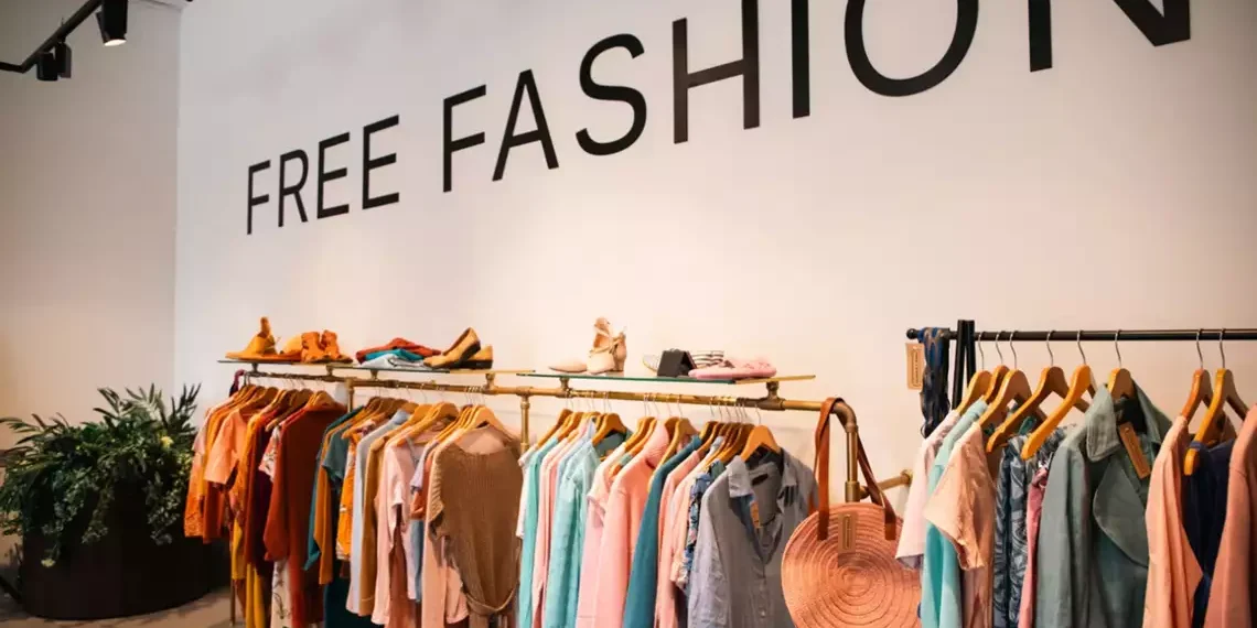 Free Fashion: lojas sem preço reposicionam o second hand na Europa