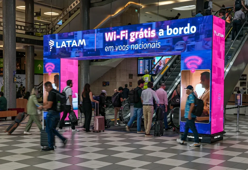 Neooh e Helloo assumem controle de 100% da mídia do Aeroporto de Congonhas
