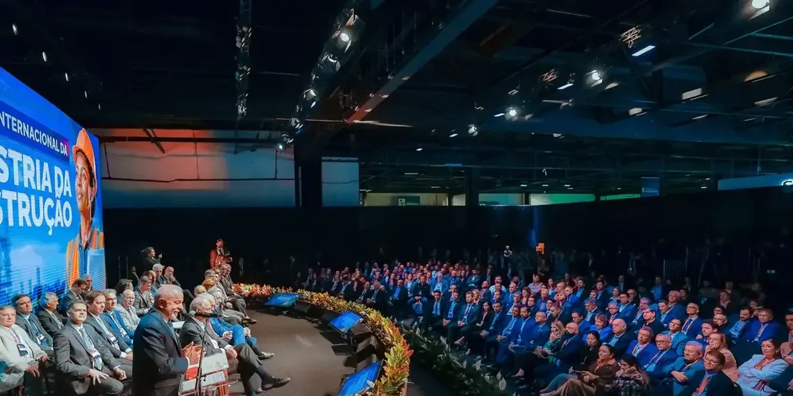 Lula sinaliza apoio a setores para redução da jornada 6x1