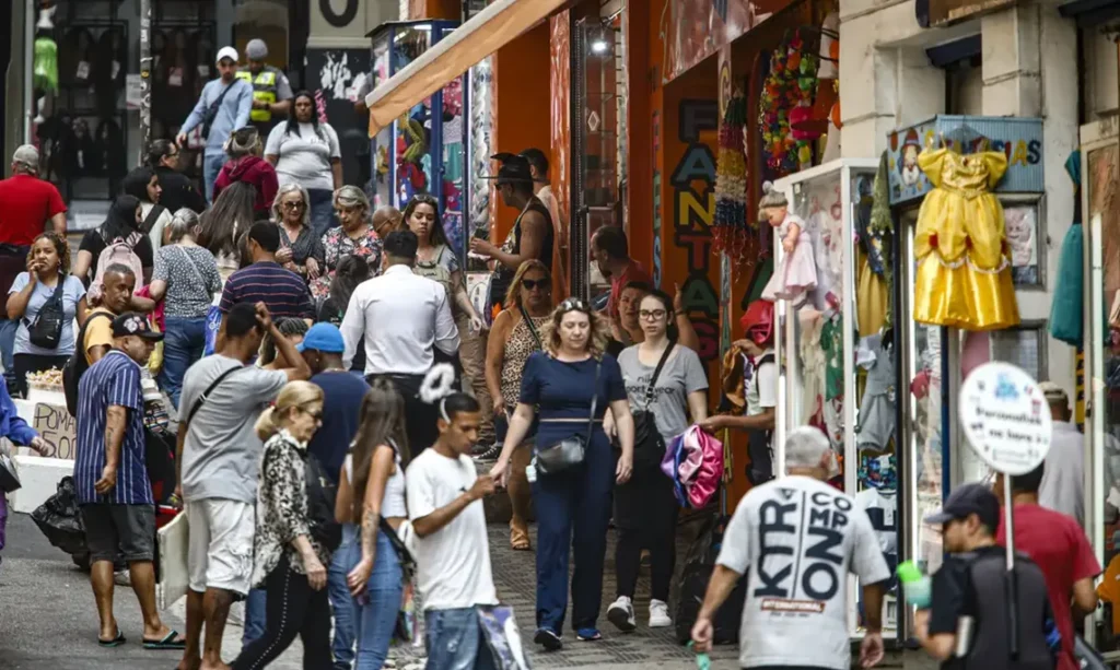 Vendas do Dia das Mães devem crescer 3% no varejo paulista