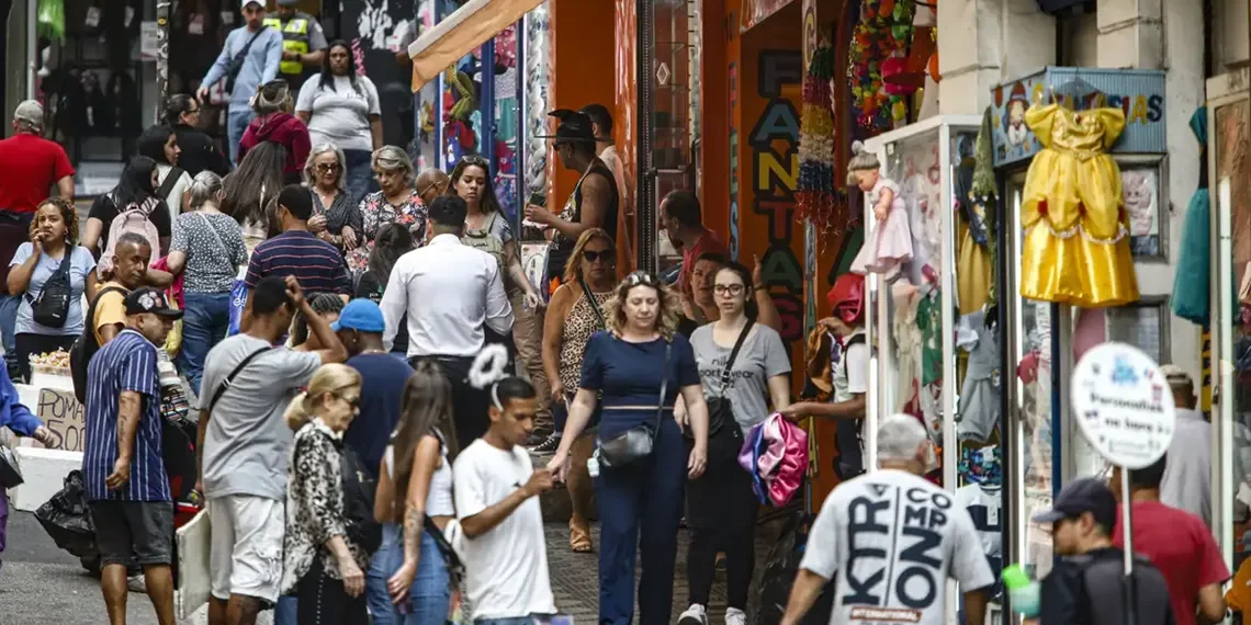 Vendas do Dia das Mães devem crescer 3% no varejo paulista
