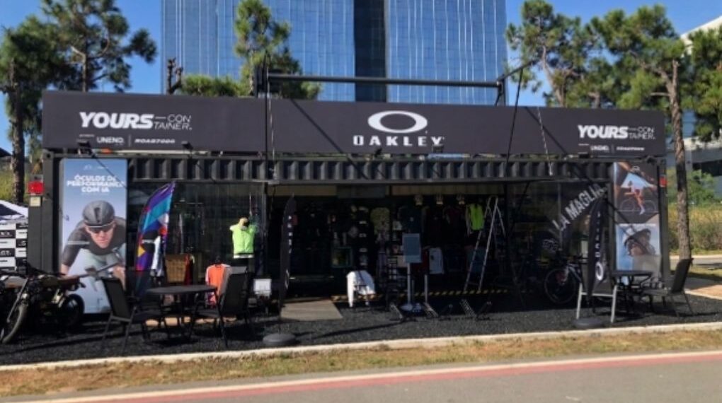 Oakley abre espaço na Ciclovia do Rio Pinheiros com teste de óculos inteligentes