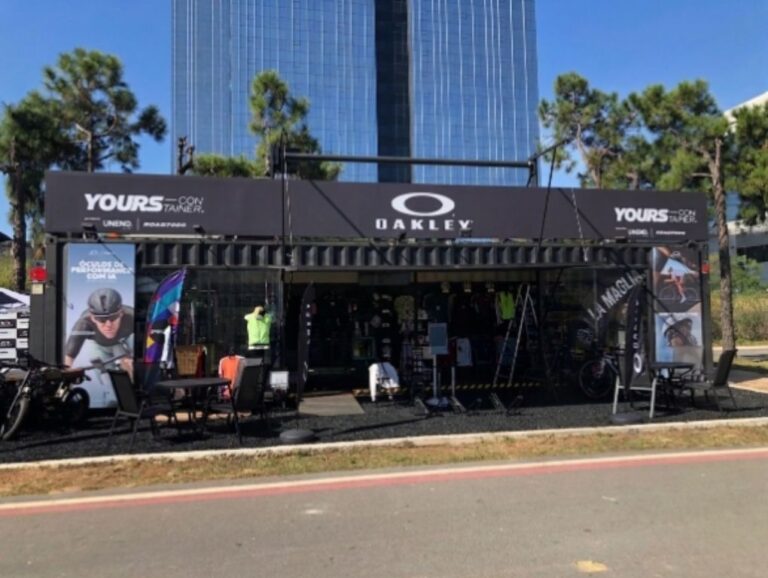 Oakley abre espaço na Ciclovia do Rio Pinheiros com teste de óculos inteligentes