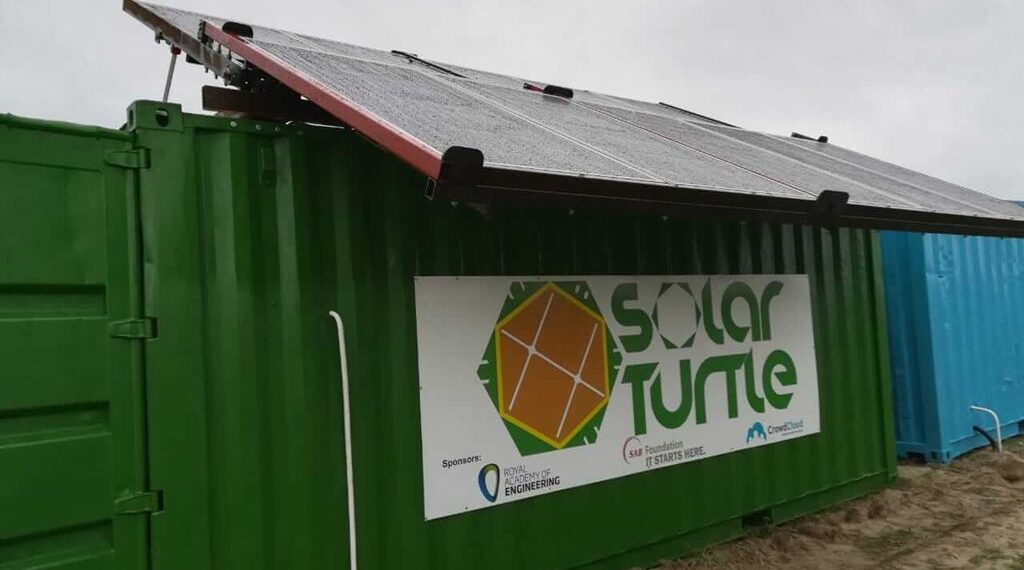 SolarTurtle: a startup que usa contêineres solares para levar energia a regiões sem rede elétrica