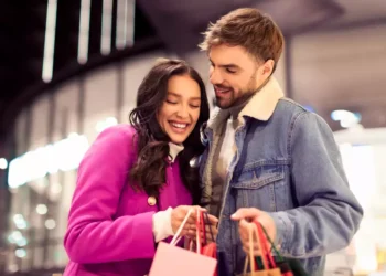 Com Copa, shoppings projetam R$ 4,5 bi no Dia dos Namorados