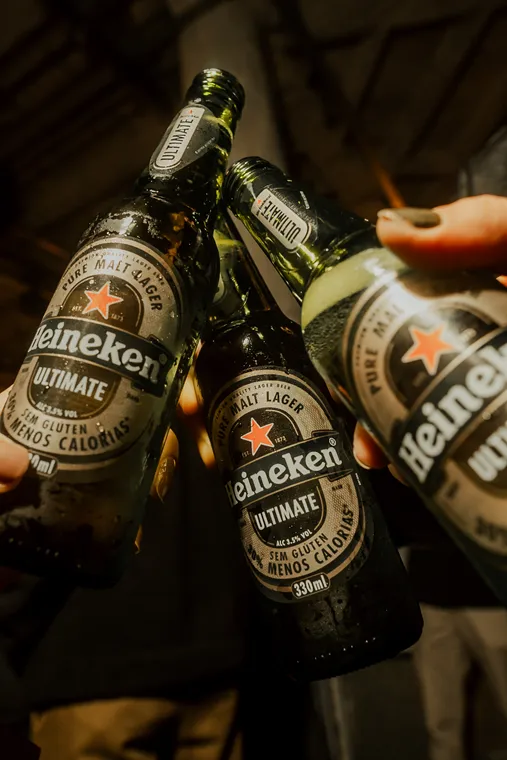 Desce uma gelada: consumidores pagam mais por experiência e qualidade na cerveja
