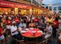 iFood leva rodas de samba a bares de São Paulo e Rio durante jogos da seleção brasileira