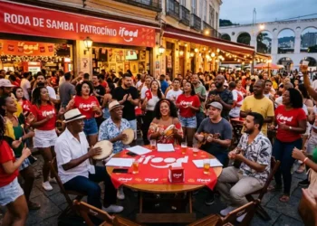 iFood leva rodas de samba a bares de São Paulo e Rio durante jogos da seleção brasileira