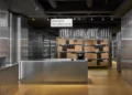 Stradivarius transforma loja em showroom exclusivo de click & collect