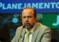 Brasil foi o País com menor impacto com guerra dos EUA no Oriente Médio, diz Silveira