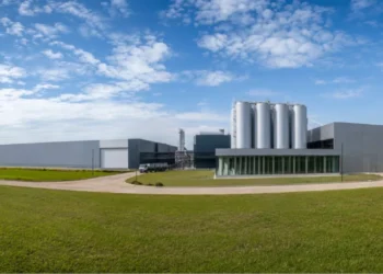 Grupo RFK inaugura fábrica de R$ 400 milhões