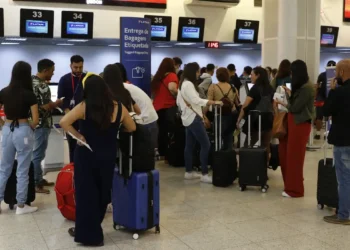 Santos Dumont opera normalmente, após 13 voos cancelados nesta sexta