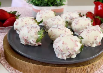 Morango cravejado cresce 113% no iFood
