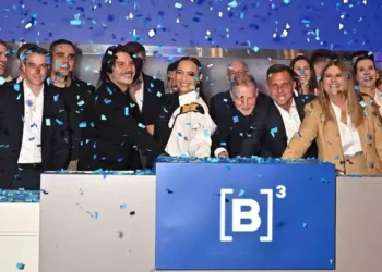 Azzas 2154 anuncia separação entre Arezzo&Co e Soma